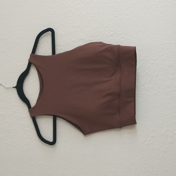 NWOT Laslulu High Neck Crop Performance Tank Size M - Picture 1 of 3